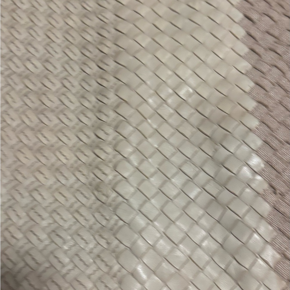 Bottega Veneta Cream  large Woven Tote - Picture 14 of 15